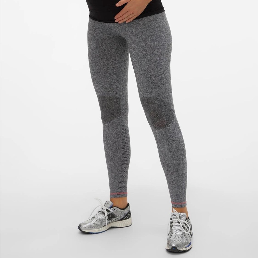 Mamalicious Maternity sports leggings in gray